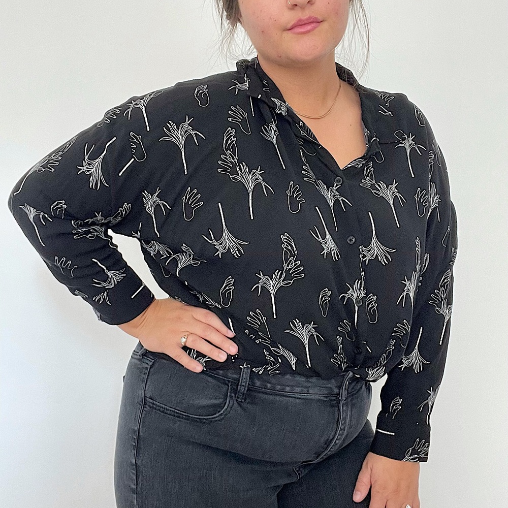 ASOS DESIGN Curve long sleeve cropped shirt